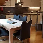 Der Perweinhof Apartment *