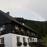 Der Perweinhof Donnersbachwald