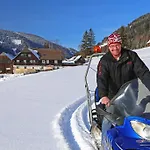 Der Perweinhof * Donnersbachwald