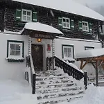 Apartment Der Perweinhof *