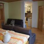 Apartment Der Perweinhof *