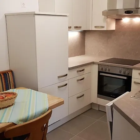 Der Perweinhof Apartment *