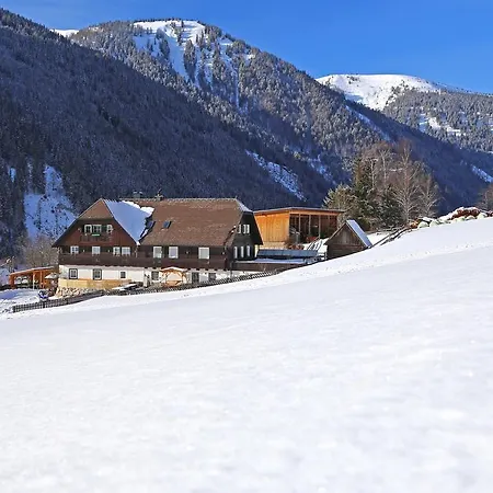 Der Perweinhof